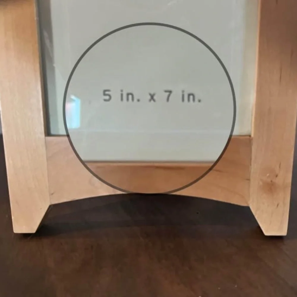 MERVYN’S AT HOME Wooden 5x7 Photo Frame in Fun Shape All Wood Frame with Glass